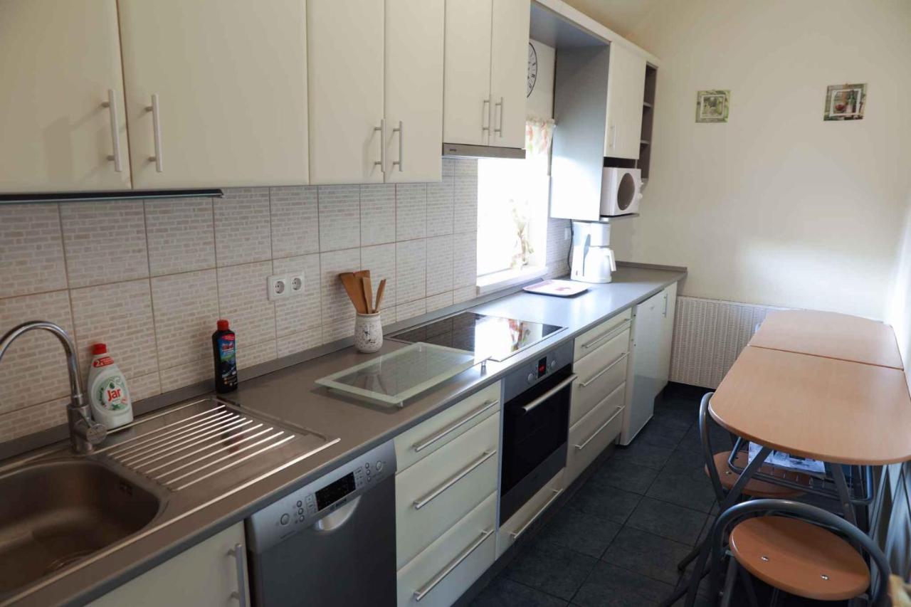 Holiday Home In Balatonkeresztur 19455 Extérieur photo